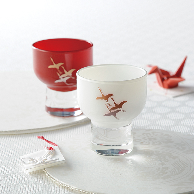 ぬりもんde Verre 盃 紅白ペア 蒔絵 千羽鶴 桐箱入 No.35